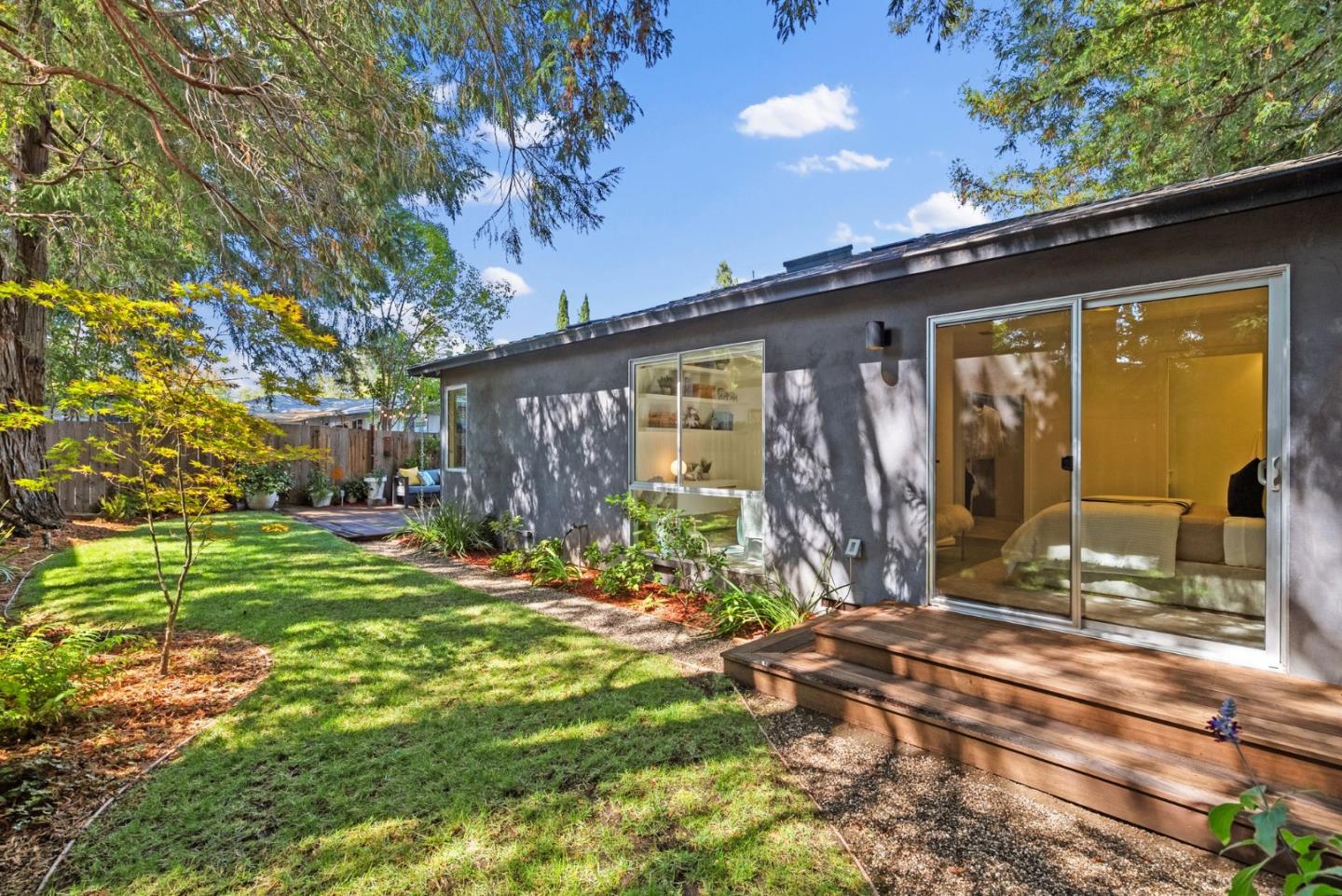 Detail Gallery Image 43 of 43 For 645 Maybell Ave a,  Palo Alto,  CA 94306 - 3 Beds | 2 Baths