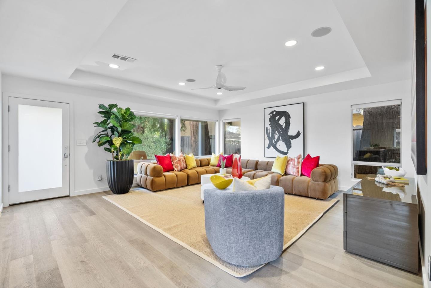 Detail Gallery Image 8 of 43 For 645 Maybell Ave a,  Palo Alto,  CA 94306 - 3 Beds | 2 Baths