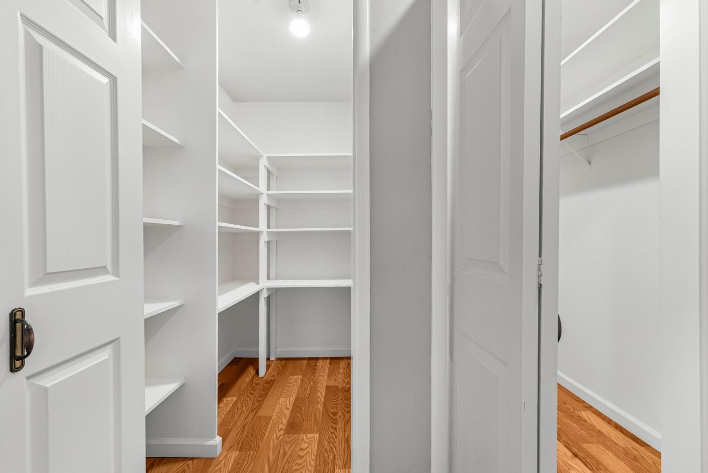 Detail Gallery Image 15 of 43 For 50 Jordan Pl, Palo Alto,  CA 94303 - 4 Beds | 2 Baths