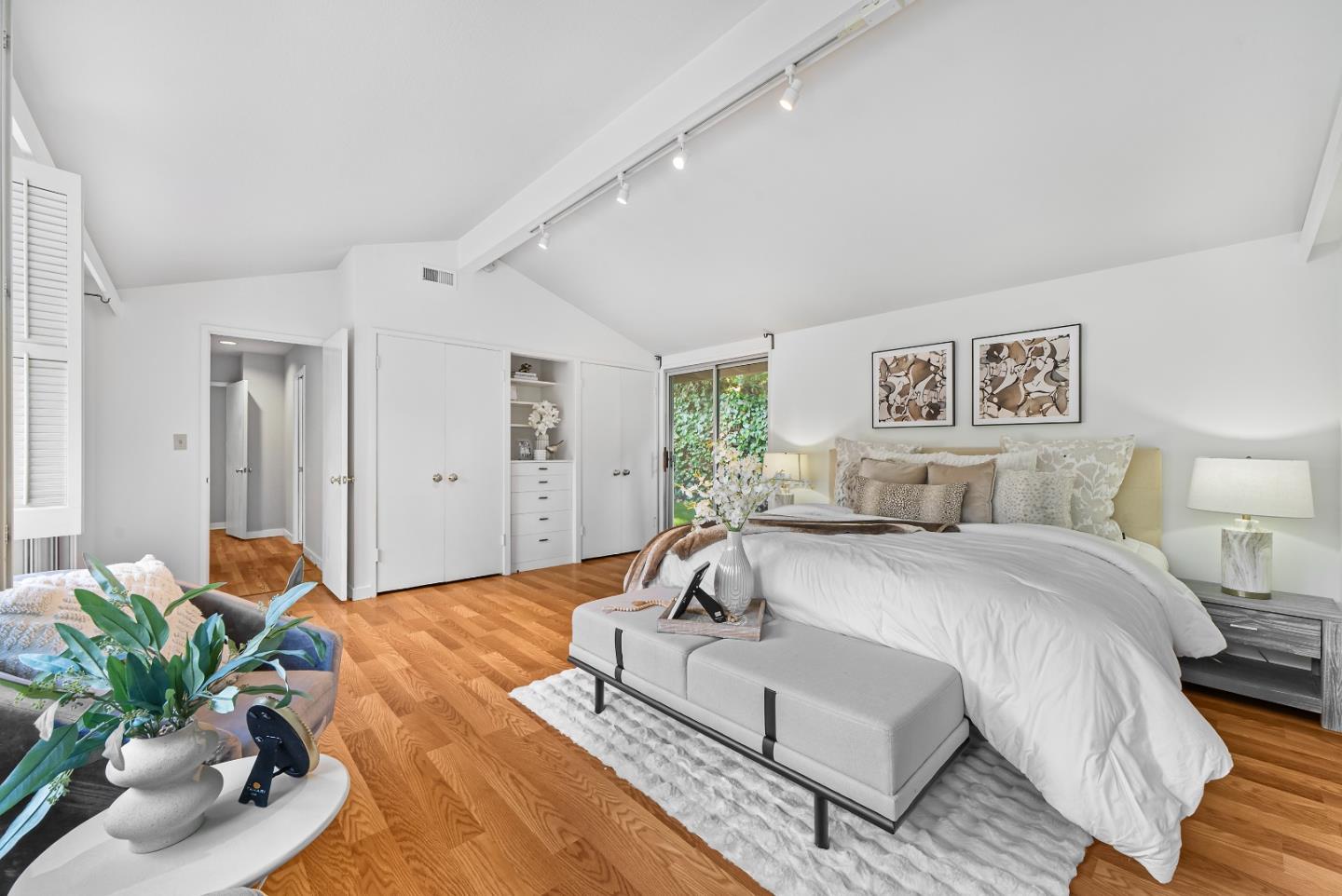 Detail Gallery Image 27 of 43 For 50 Jordan Pl, Palo Alto,  CA 94303 - 4 Beds | 2 Baths