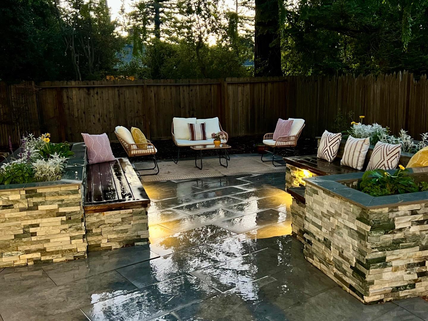 Detail Gallery Image 31 of 35 For 156 Beverly Ln, Los Altos,  CA 94022 - 3 Beds | 2 Baths