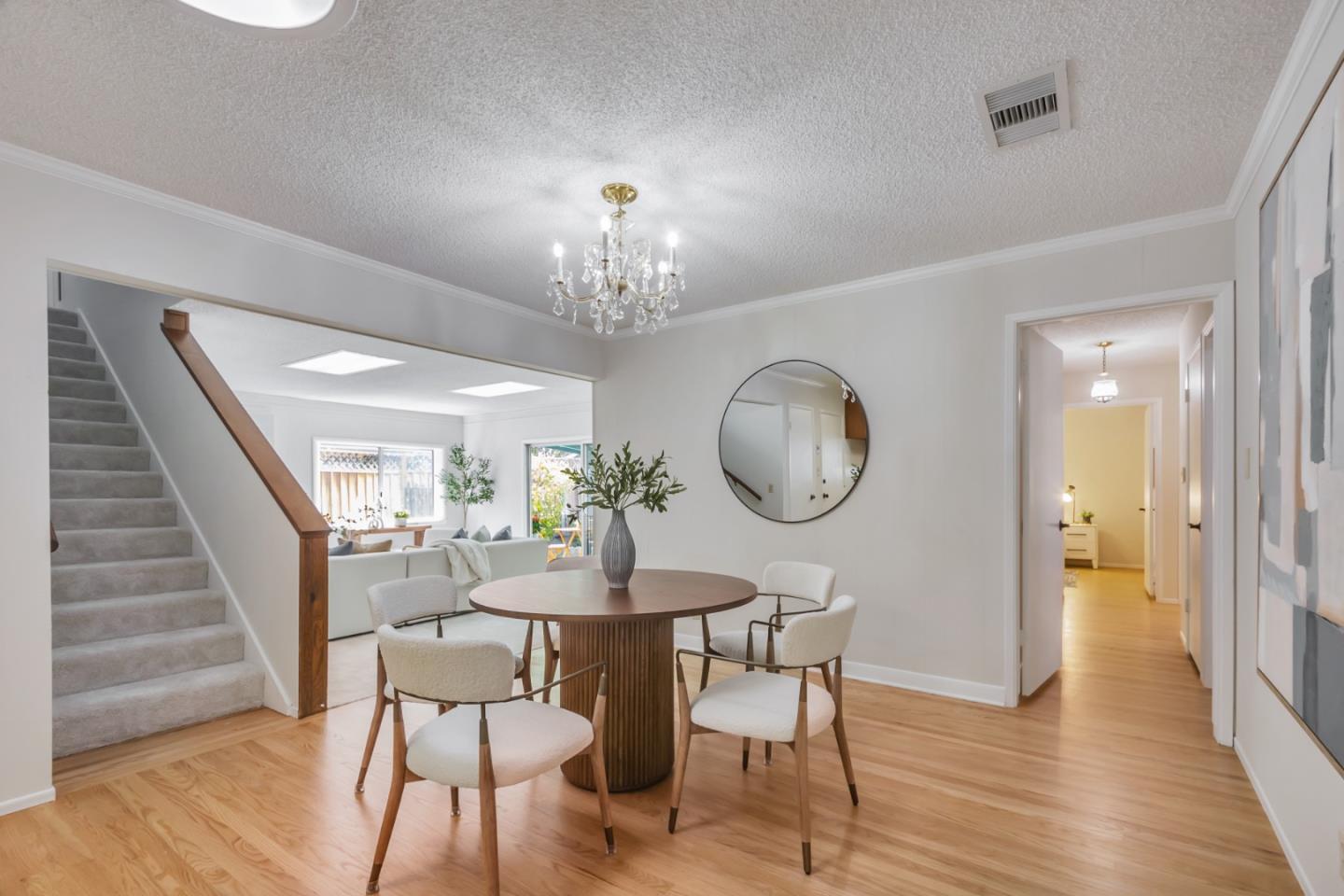 Detail Gallery Image 13 of 33 For 1335 Teresita Dr, San Jose,  CA 95129 - 5 Beds | 3 Baths
