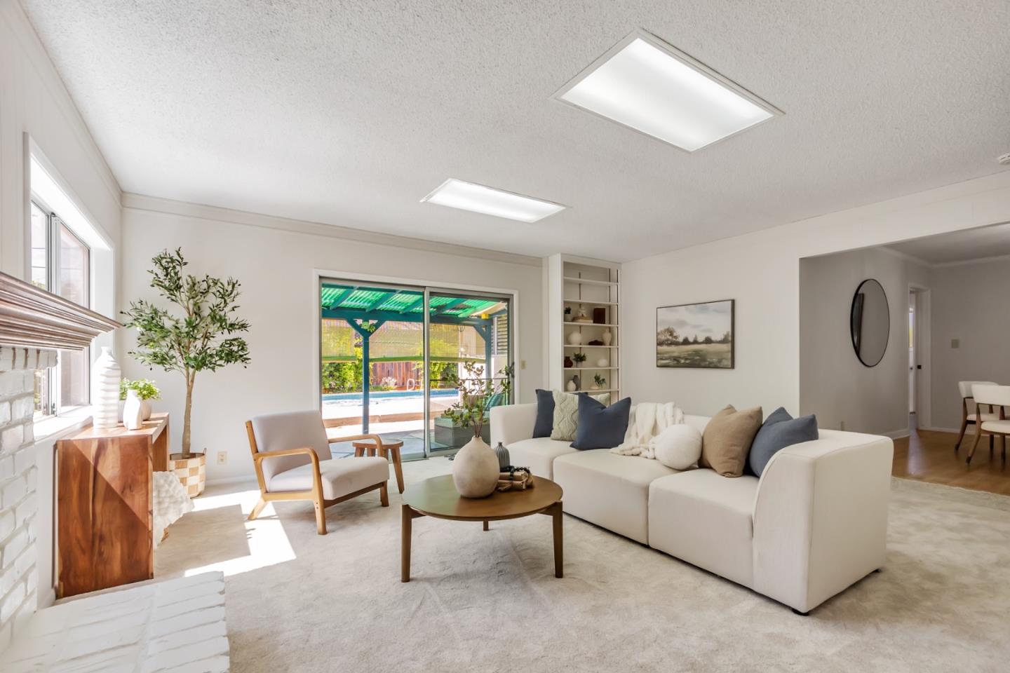 Detail Gallery Image 6 of 33 For 1335 Teresita Dr, San Jose,  CA 95129 - 5 Beds | 3 Baths