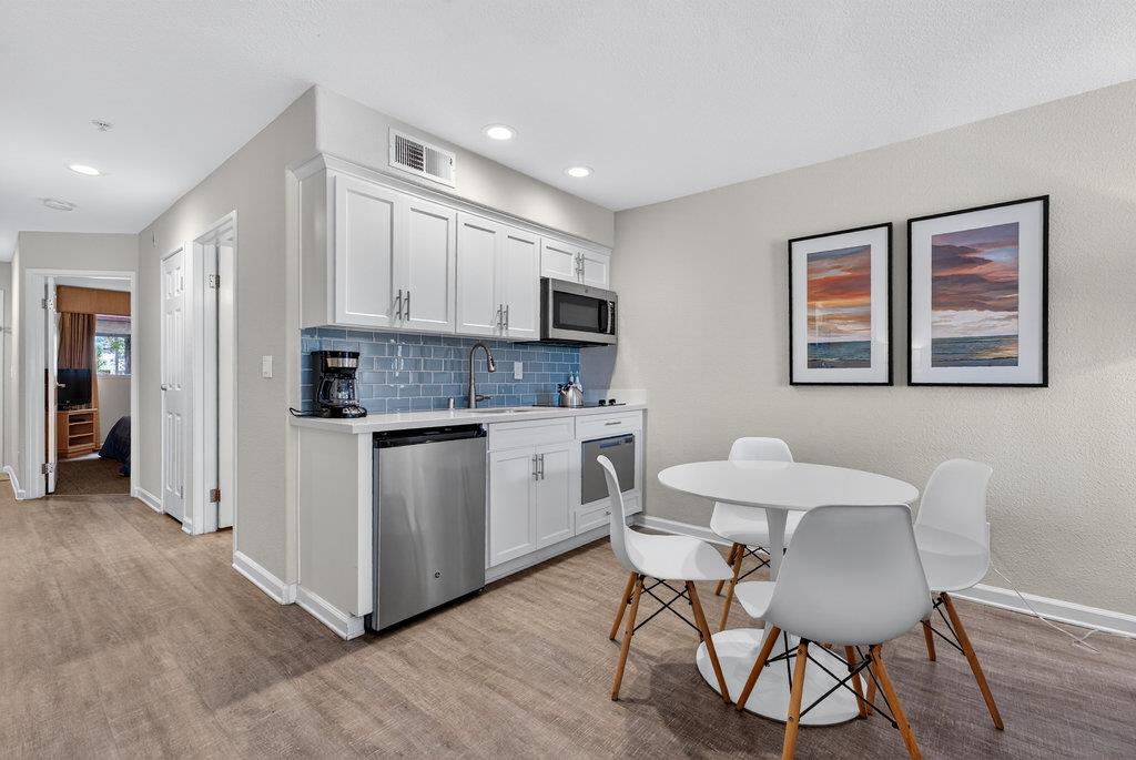 Detail Gallery Image 2 of 29 For 123 Seascape Resort Dr #123,  Aptos,  CA 95003 - 1 Beds | 1 Baths
