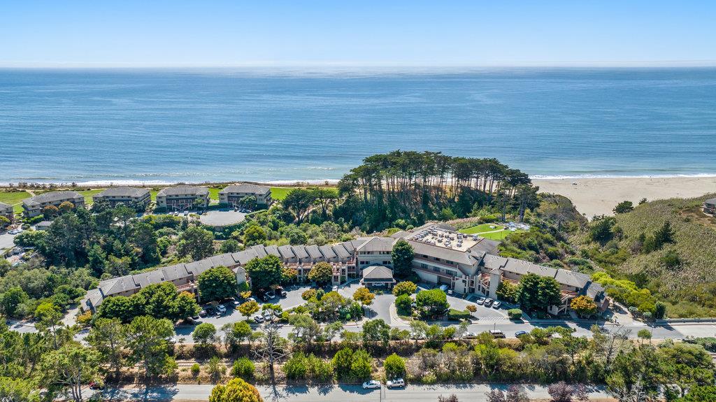 Detail Gallery Image 6 of 29 For 123 Seascape Resort Dr #123,  Aptos,  CA 95003 - 1 Beds | 1 Baths