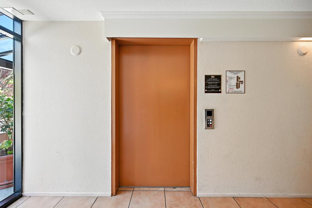 Detail Gallery Image 5 of 22 For 39149 Guardino Dr #256,  Fremont,  CA 94538 - 1 Beds | 1 Baths