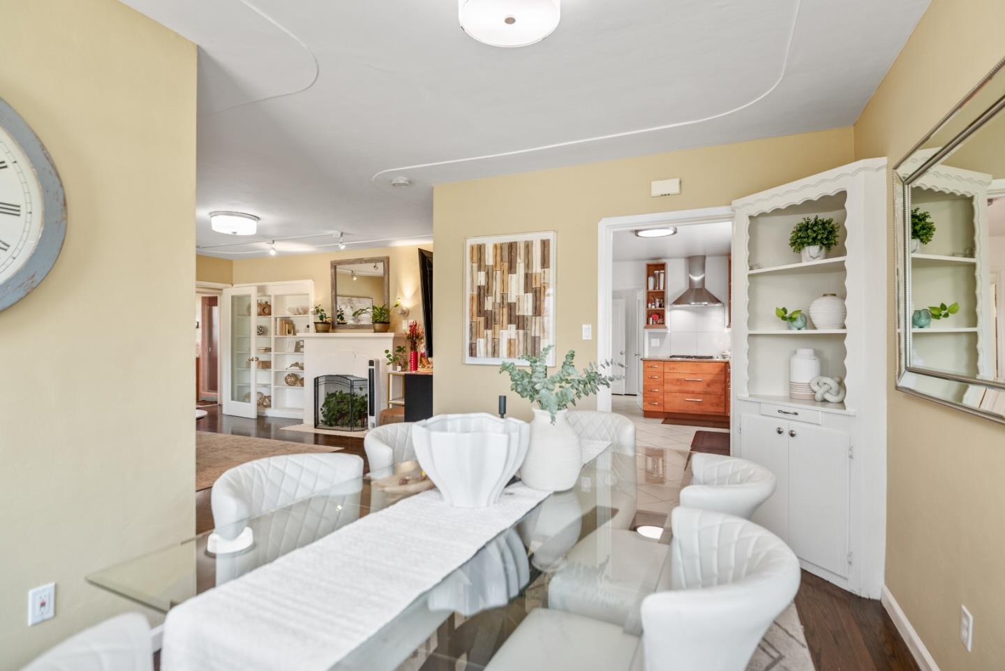 Detail Gallery Image 12 of 32 For 196 Douglane Ave, Santa Clara,  CA 95050 - 3 Beds | 2 Baths