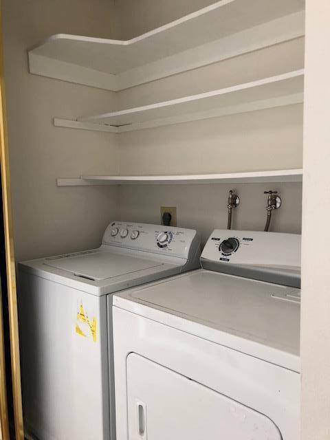 Detail Gallery Image 12 of 15 For 833 Columba Ln, Foster City,  CA 94404 - 3 Beds | 2/1 Baths
