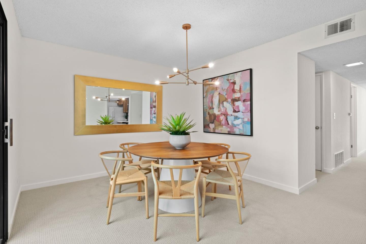 Detail Gallery Image 12 of 37 For 4132 Thain Way, Palo Alto,  CA 94306 - 2 Beds | 2 Baths