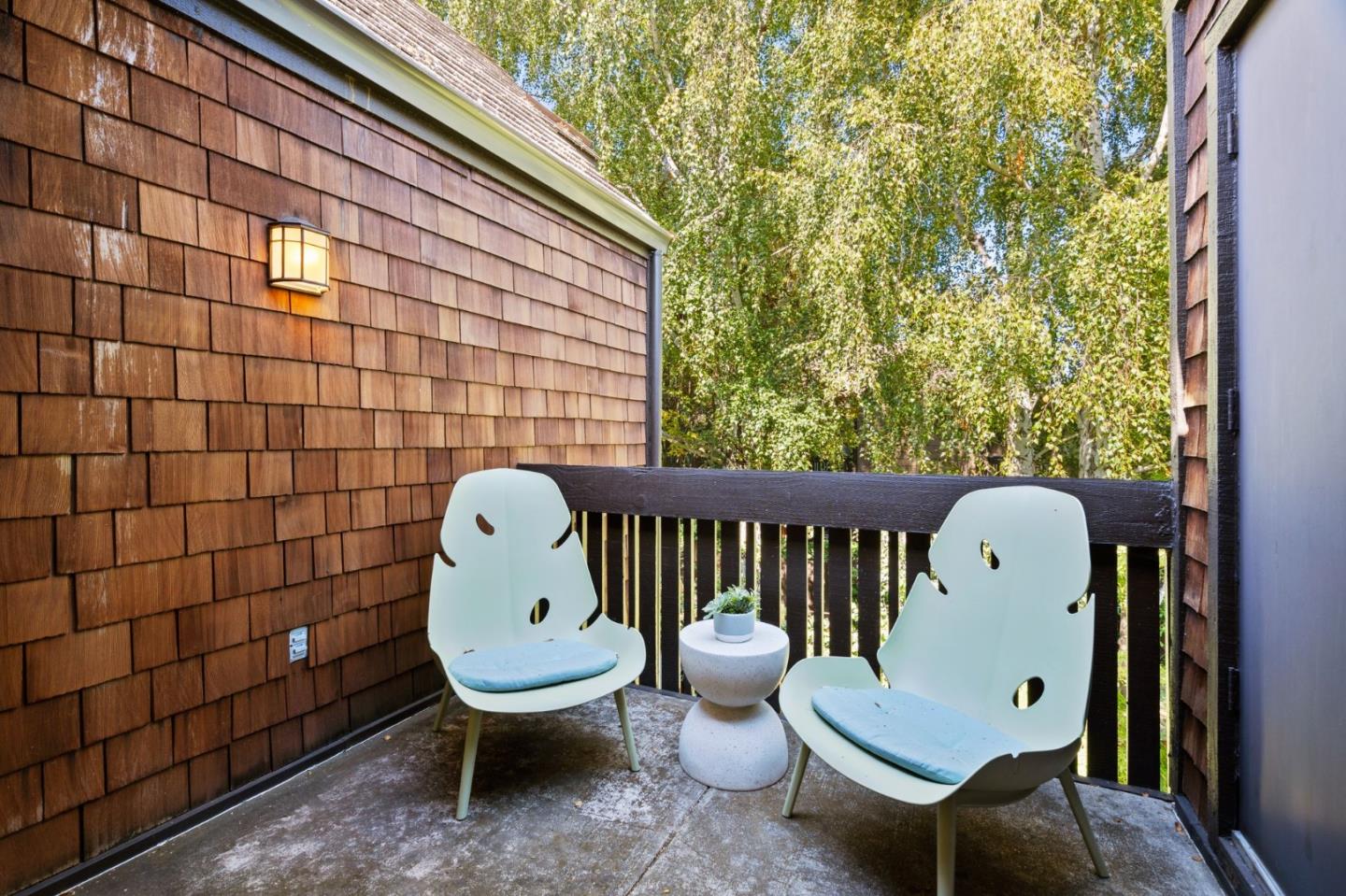 Detail Gallery Image 14 of 37 For 4132 Thain Way, Palo Alto,  CA 94306 - 2 Beds | 2 Baths