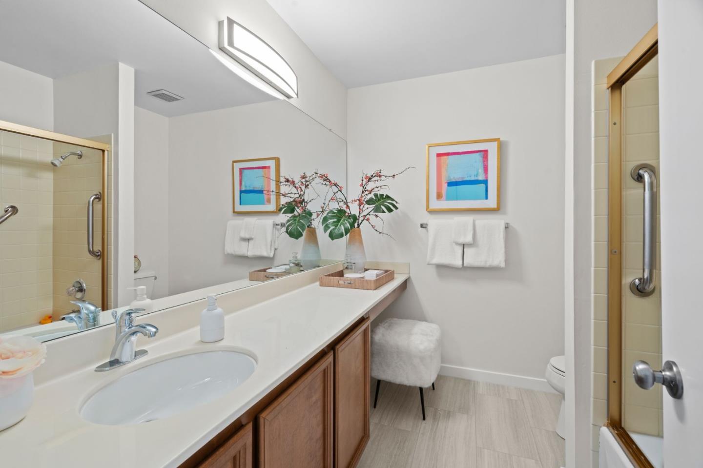 Detail Gallery Image 20 of 37 For 4132 Thain Way, Palo Alto,  CA 94306 - 2 Beds | 2 Baths