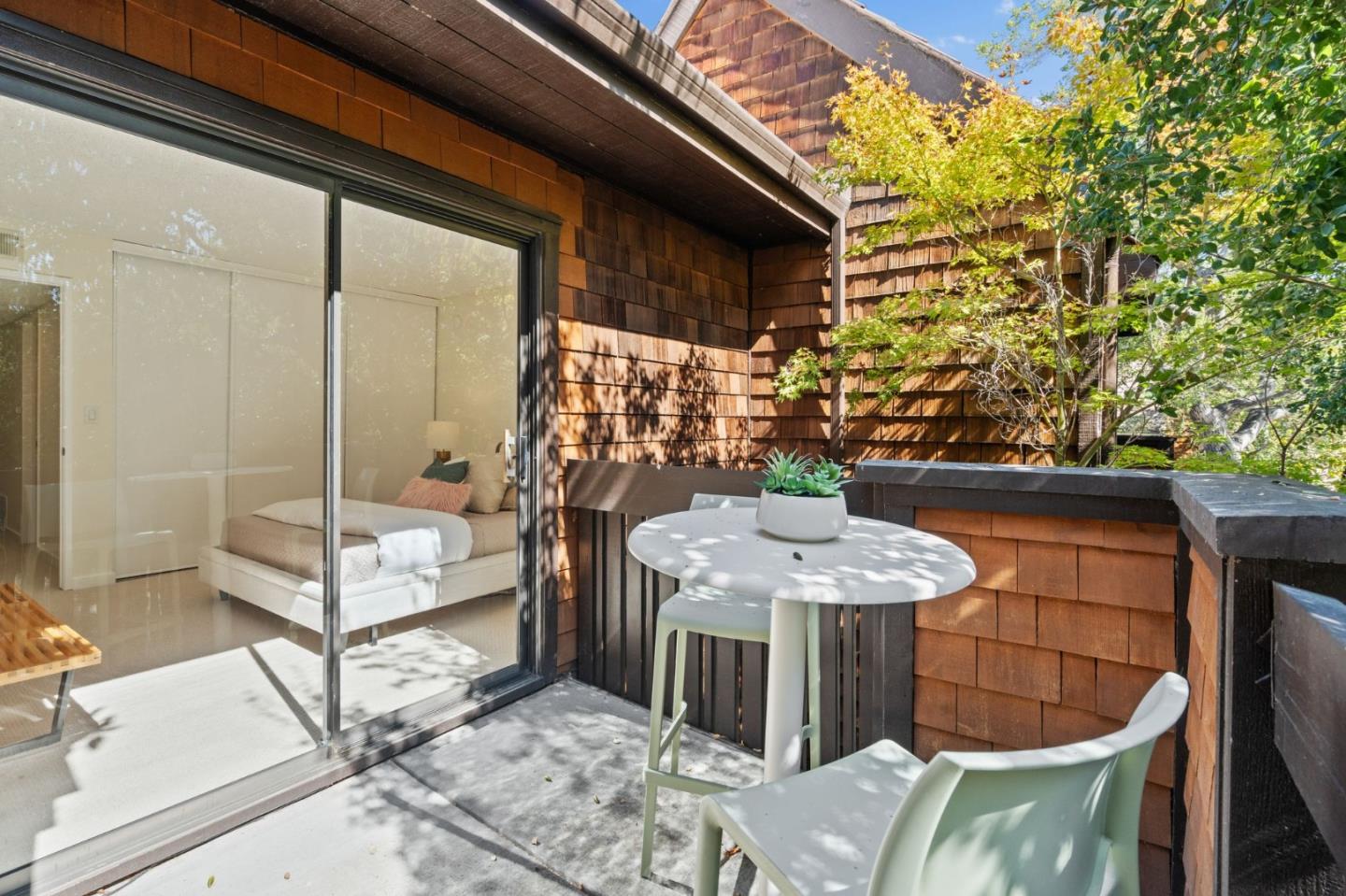 Detail Gallery Image 25 of 37 For 4132 Thain Way, Palo Alto,  CA 94306 - 2 Beds | 2 Baths