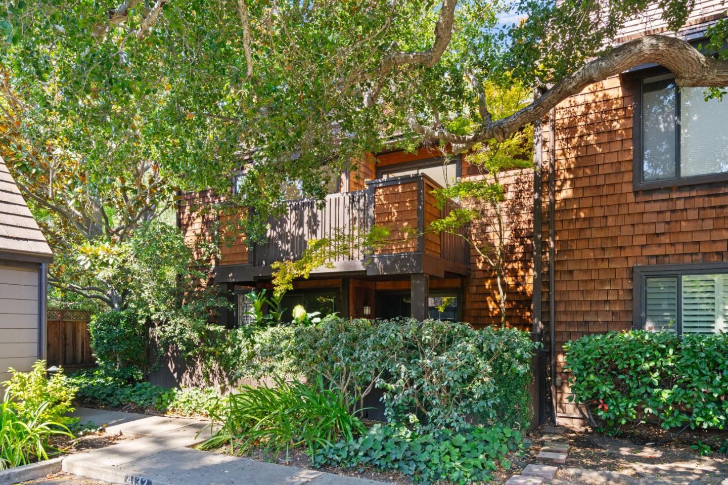 Detail Gallery Image 33 of 37 For 4132 Thain Way, Palo Alto,  CA 94306 - 2 Beds | 2 Baths