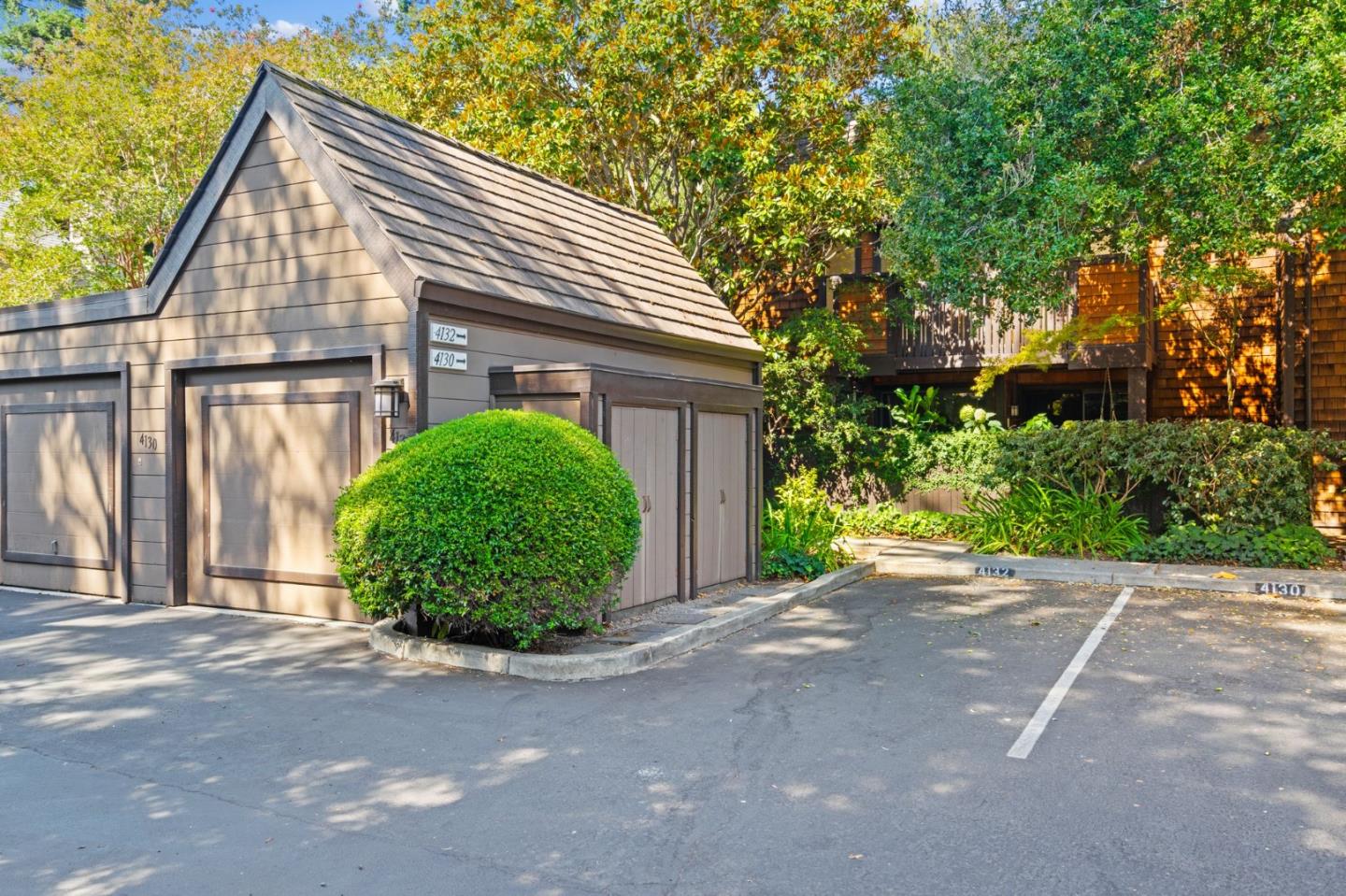 Detail Gallery Image 36 of 37 For 4132 Thain Way, Palo Alto,  CA 94306 - 2 Beds | 2 Baths