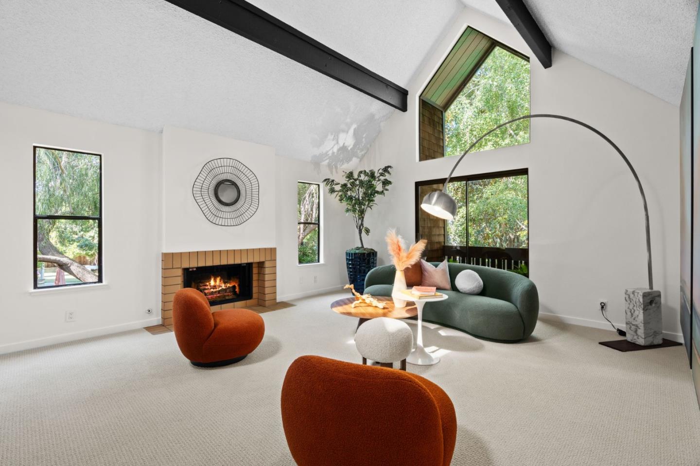 Detail Gallery Image 6 of 37 For 4132 Thain Way, Palo Alto,  CA 94306 - 2 Beds | 2 Baths