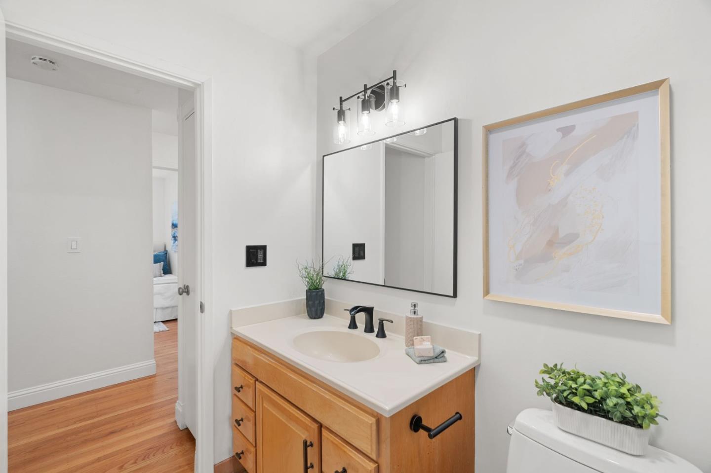 Detail Gallery Image 28 of 37 For 1106 Viscaino Ave, Sunnyvale,  CA 94086 - 3 Beds | 2 Baths