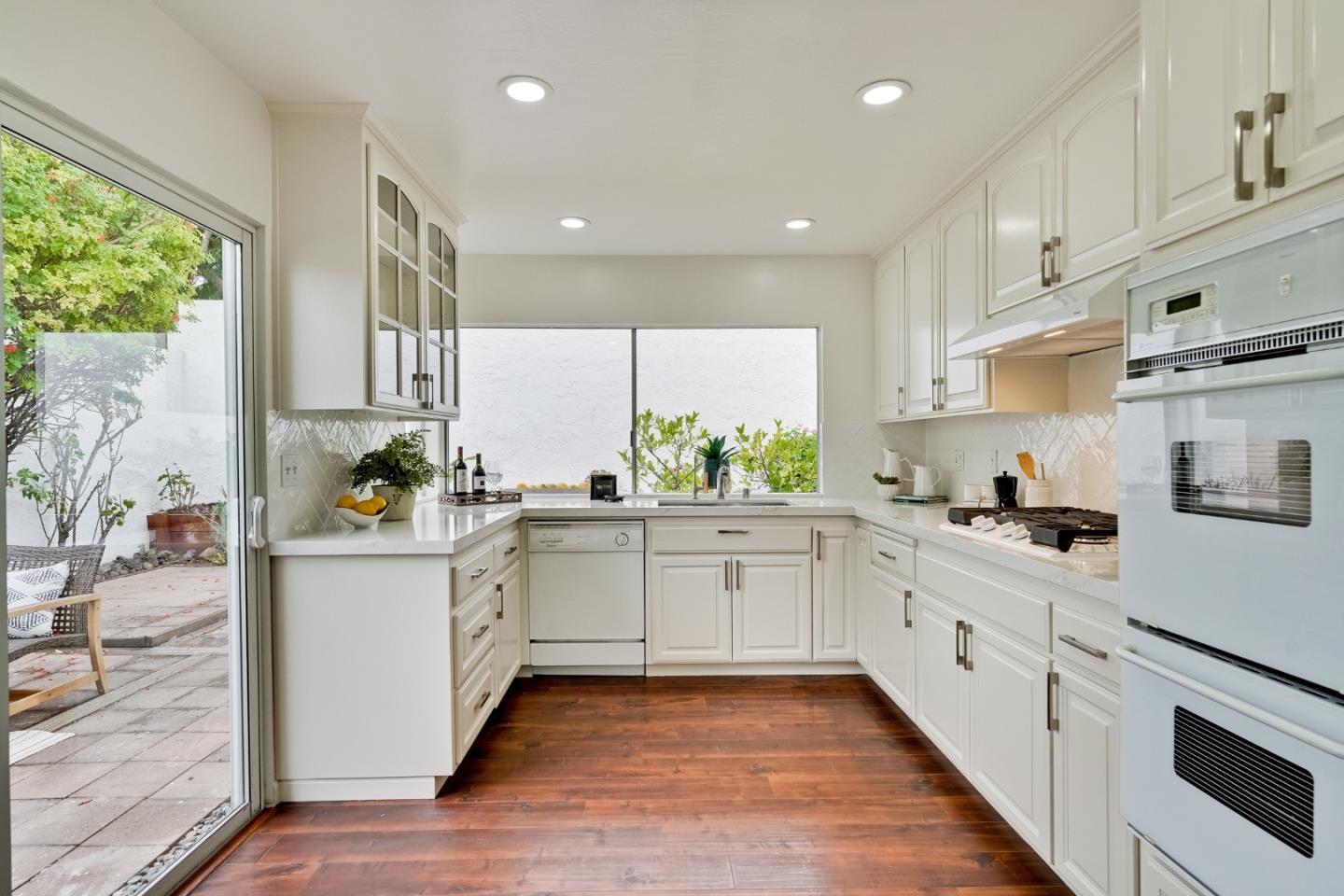 Detail Gallery Image 15 of 62 For 532 Cashmere Ct, Sunnyvale,  CA 94087 - 3 Beds | 2 Baths