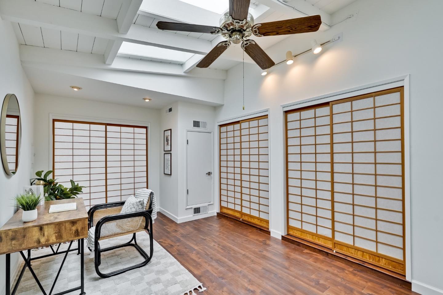 Detail Gallery Image 39 of 62 For 532 Cashmere Ct, Sunnyvale,  CA 94087 - 3 Beds | 2 Baths