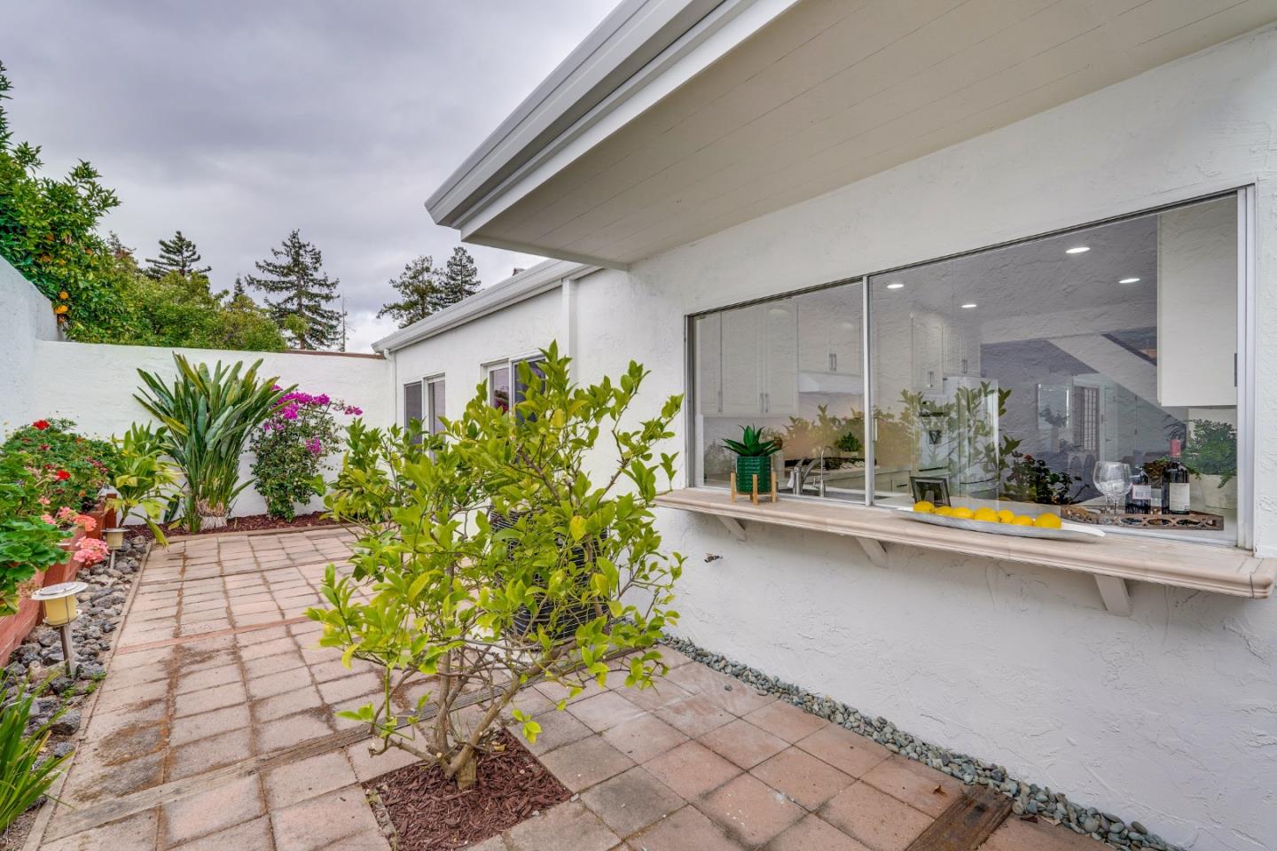Detail Gallery Image 48 of 62 For 532 Cashmere Ct, Sunnyvale,  CA 94087 - 3 Beds | 2 Baths