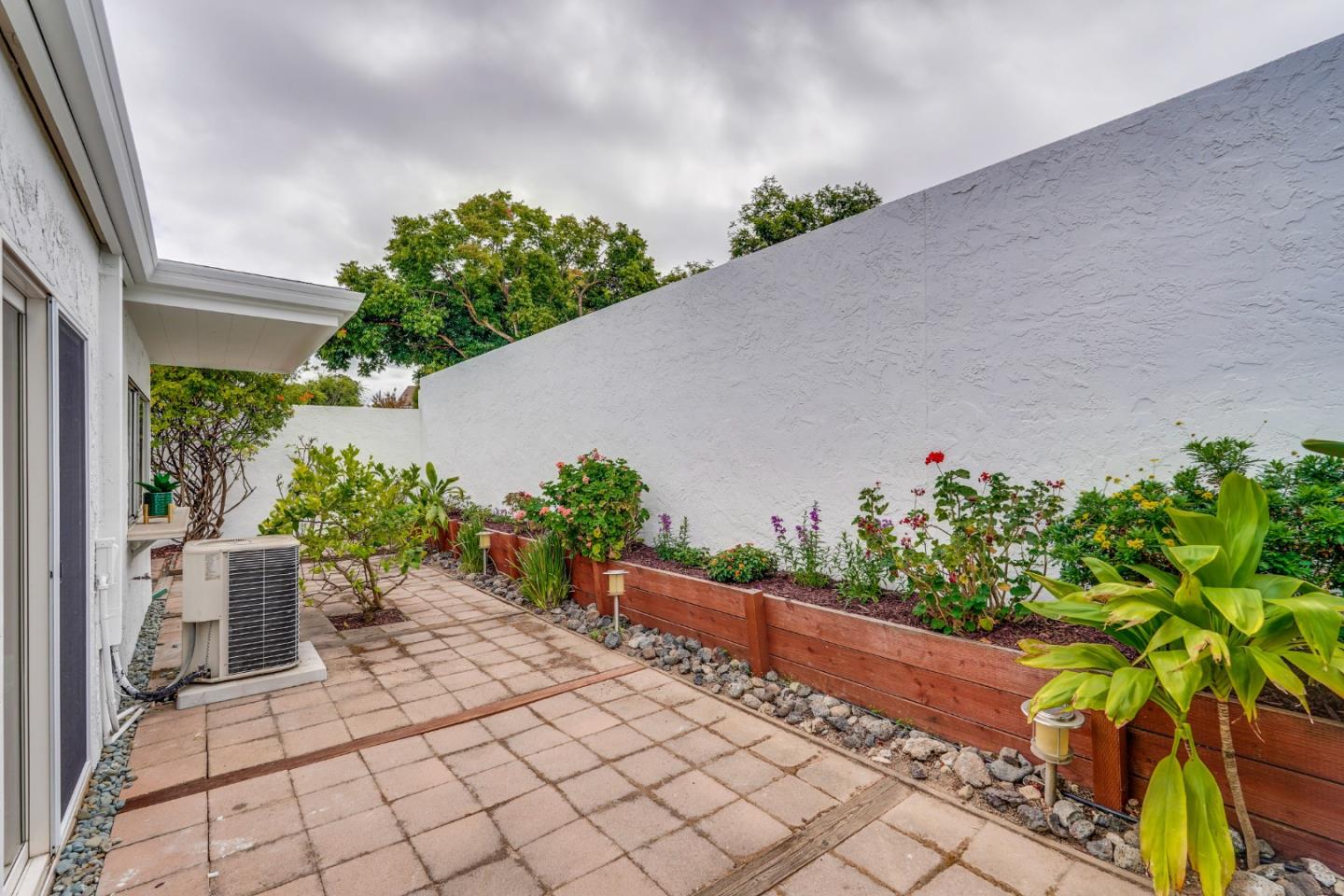 Detail Gallery Image 50 of 62 For 532 Cashmere Ct, Sunnyvale,  CA 94087 - 3 Beds | 2 Baths