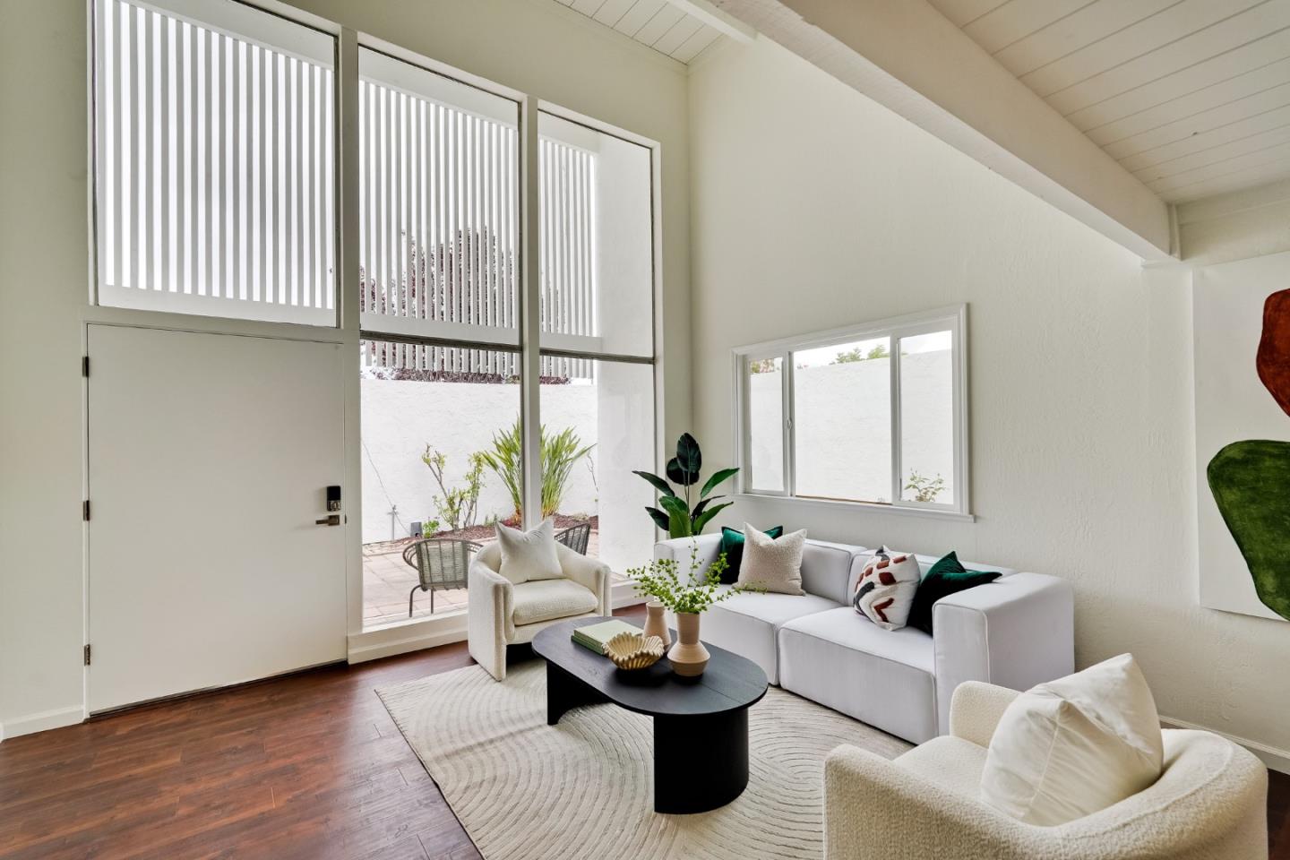 Detail Gallery Image 9 of 62 For 532 Cashmere Ct, Sunnyvale,  CA 94087 - 3 Beds | 2 Baths
