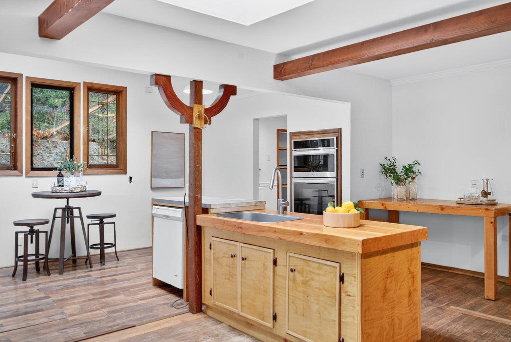 Detail Gallery Image 14 of 72 For 530 Flume Rd, Aptos,  CA 95003 - 3 Beds | 2/1 Baths