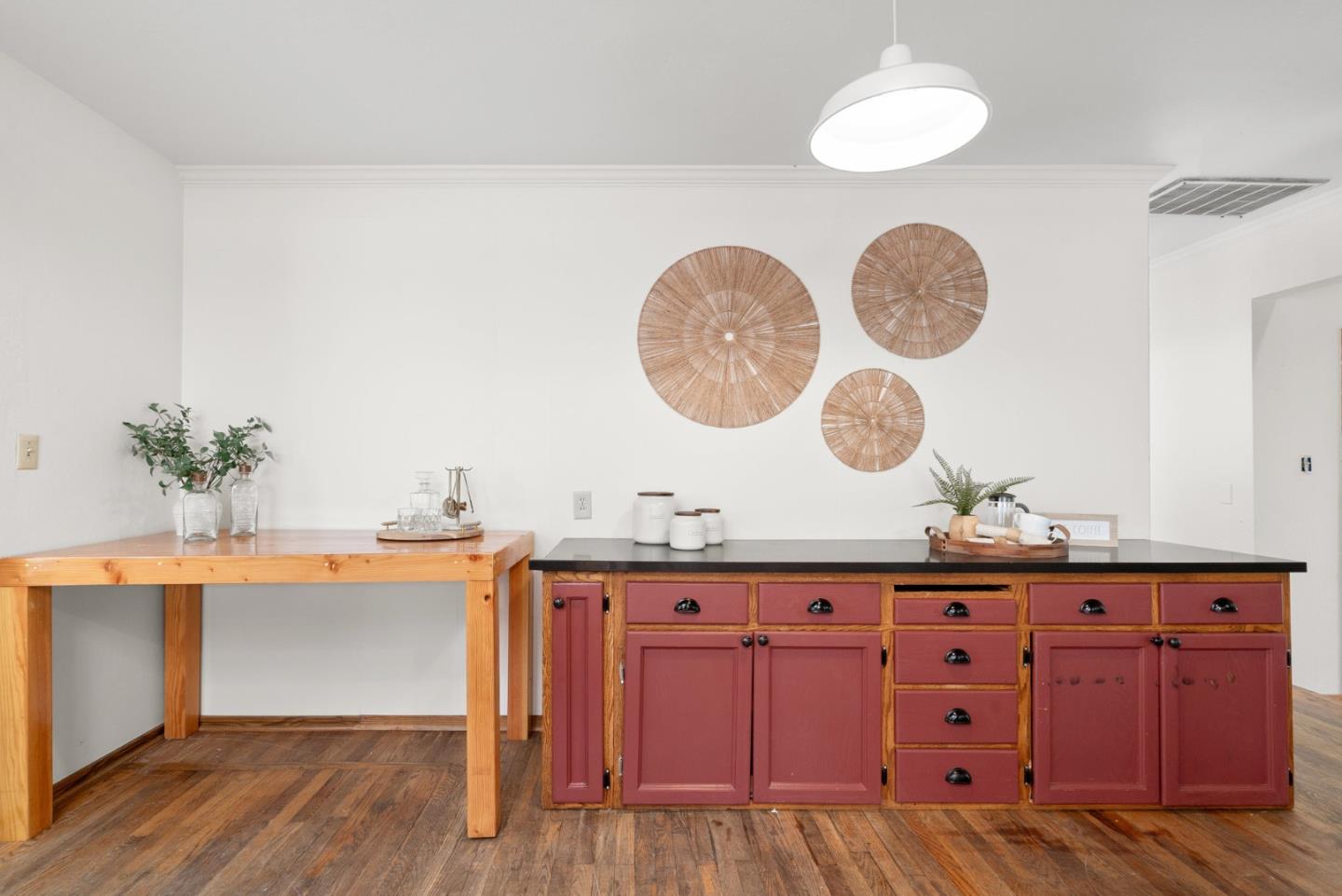 Detail Gallery Image 18 of 72 For 530 Flume Rd, Aptos,  CA 95003 - 3 Beds | 2/1 Baths