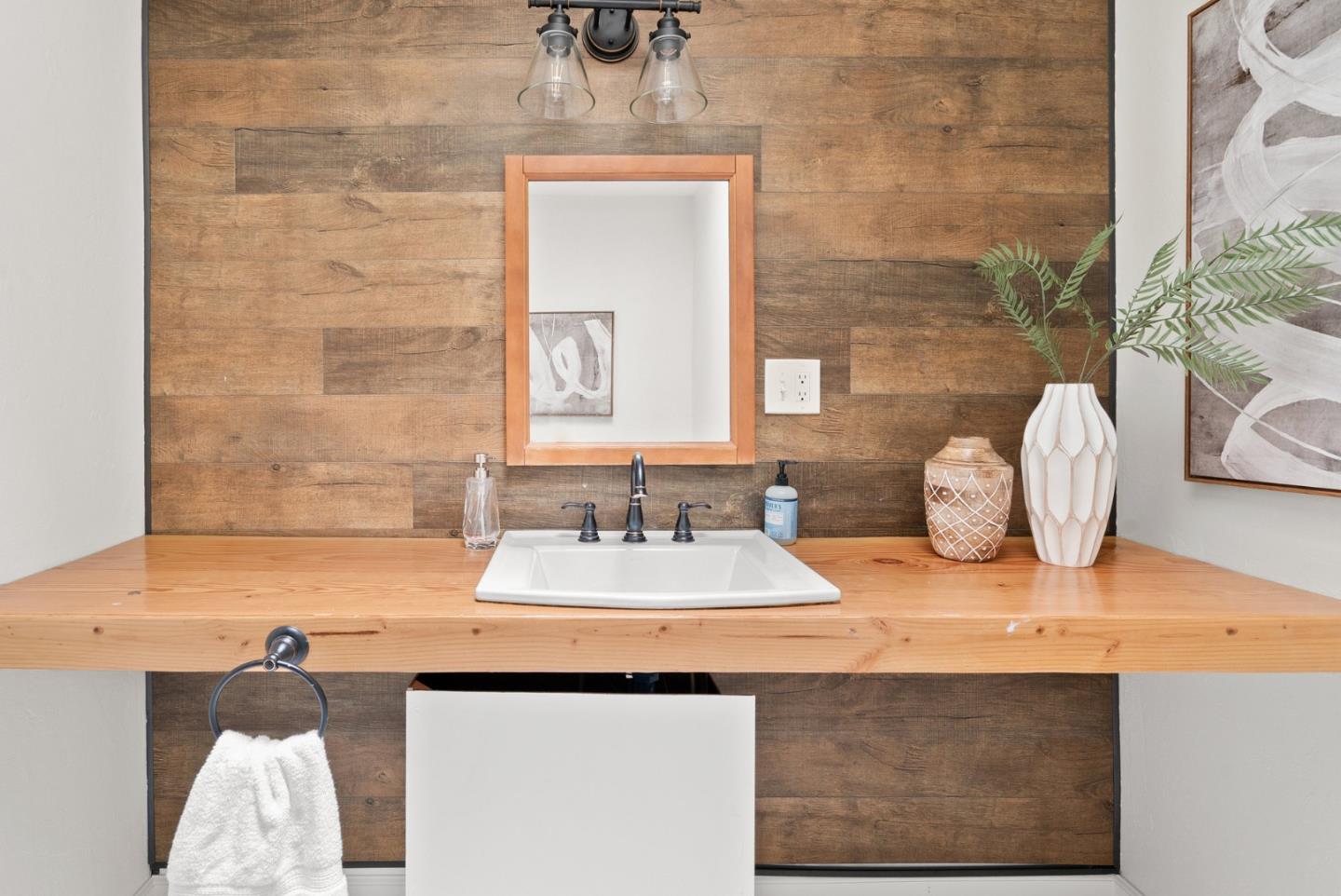 Detail Gallery Image 24 of 72 For 530 Flume Rd, Aptos,  CA 95003 - 3 Beds | 2/1 Baths