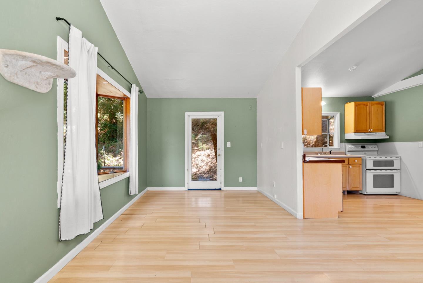 Detail Gallery Image 41 of 72 For 530 Flume Rd, Aptos,  CA 95003 - 3 Beds | 2/1 Baths