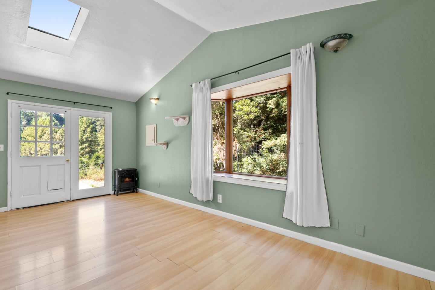 Detail Gallery Image 43 of 72 For 530 Flume Rd, Aptos,  CA 95003 - 3 Beds | 2/1 Baths