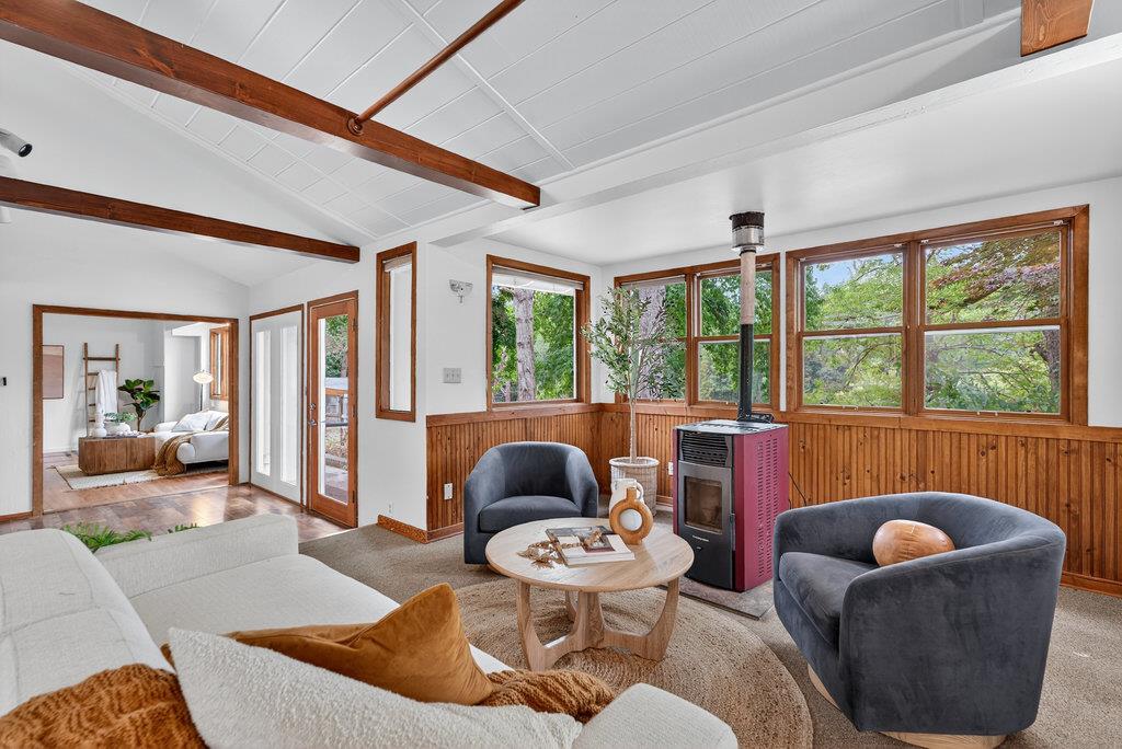 Detail Gallery Image 5 of 72 For 530 Flume Rd, Aptos,  CA 95003 - 3 Beds | 2/1 Baths