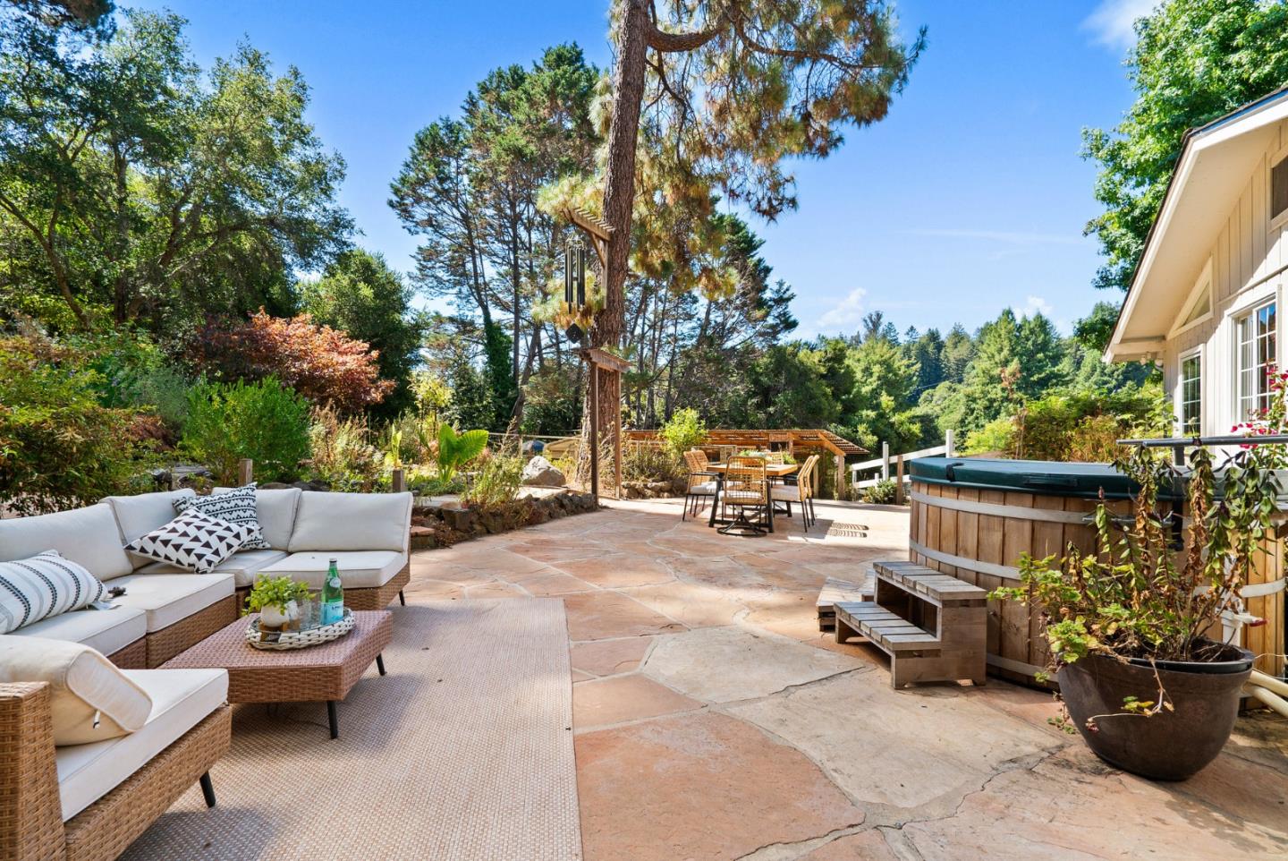 Detail Gallery Image 53 of 72 For 530 Flume Rd, Aptos,  CA 95003 - 3 Beds | 2/1 Baths