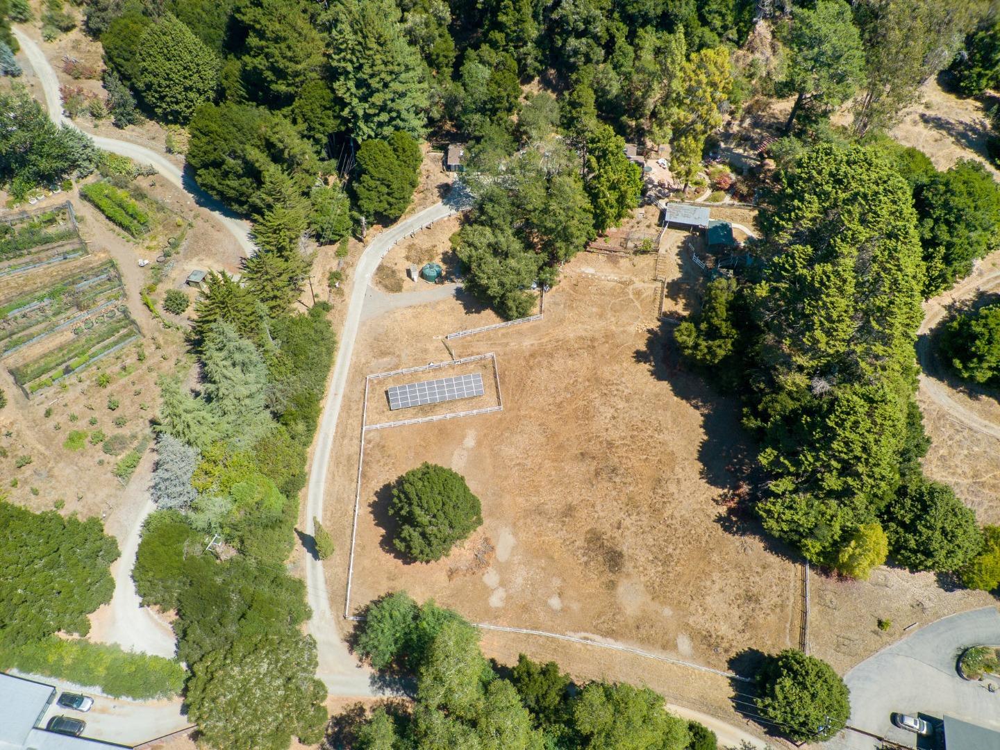 Detail Gallery Image 59 of 72 For 530 Flume Rd, Aptos,  CA 95003 - 3 Beds | 2/1 Baths
