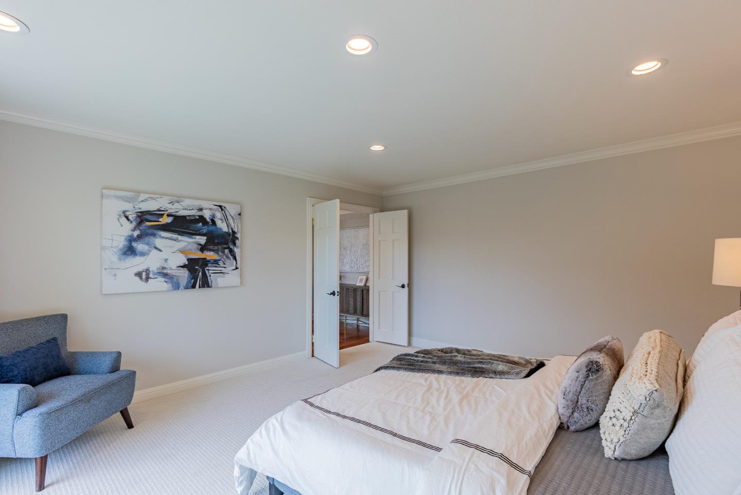 Detail Gallery Image 13 of 46 For 370 Sailfish Isle, Foster City,  CA 94404 - 4 Beds | 3 Baths