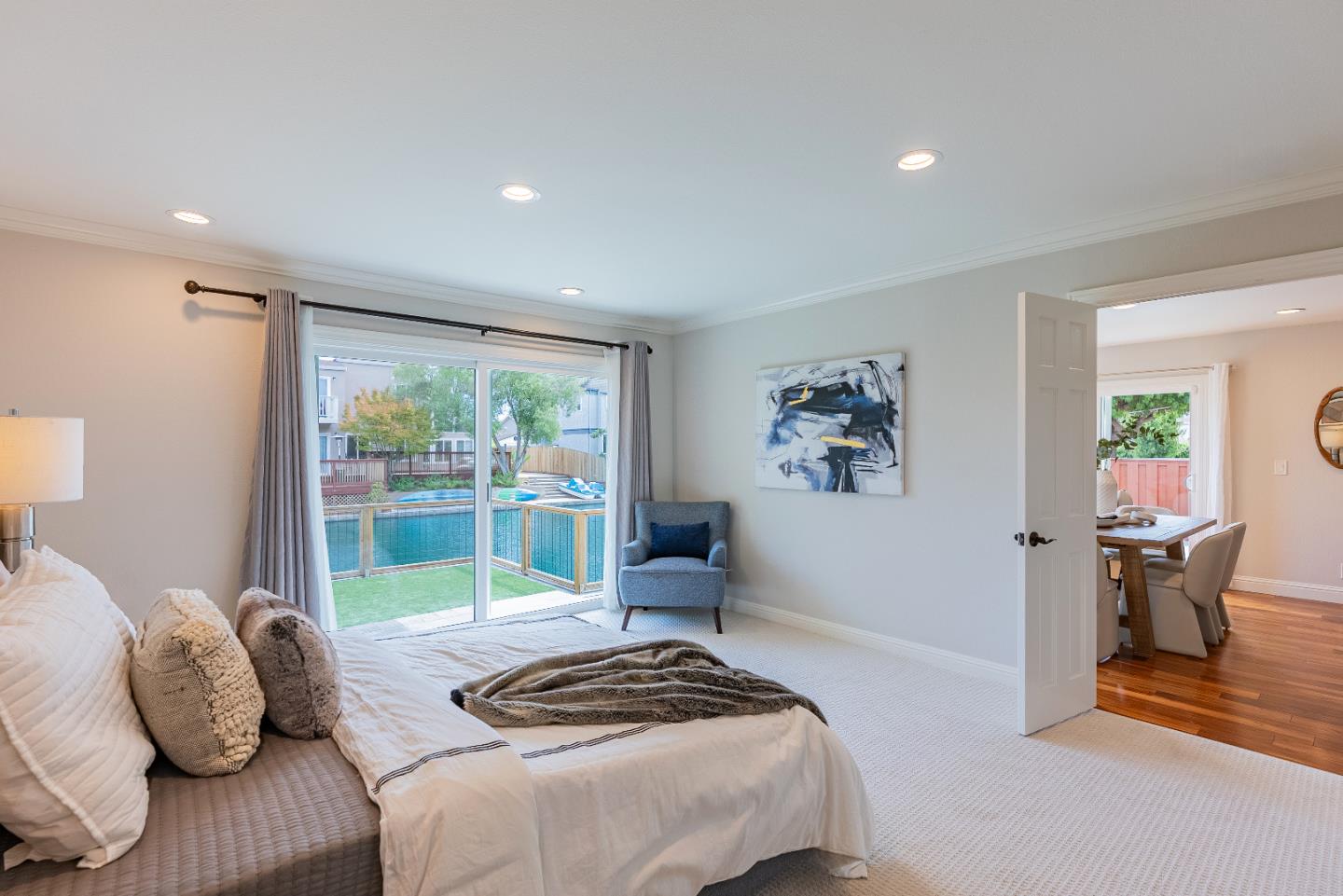 Detail Gallery Image 14 of 46 For 370 Sailfish Isle, Foster City,  CA 94404 - 4 Beds | 3 Baths