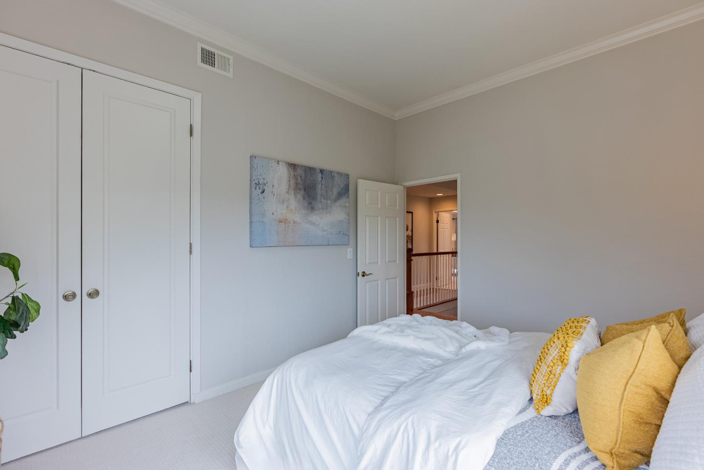 Detail Gallery Image 33 of 46 For 370 Sailfish Isle, Foster City,  CA 94404 - 4 Beds | 3 Baths