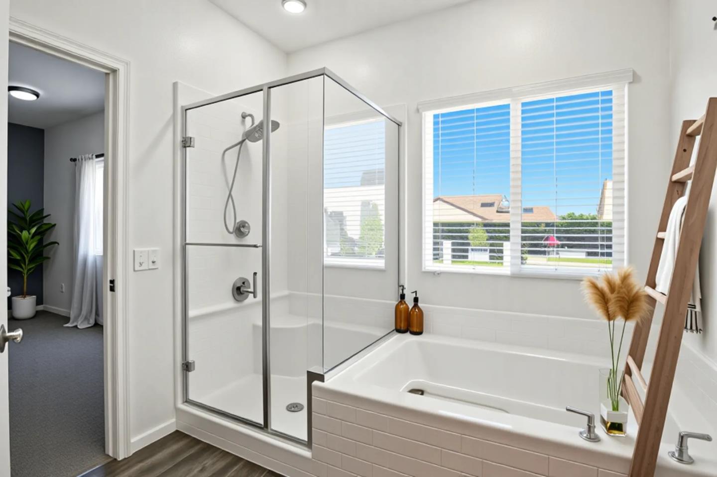 Detail Gallery Image 11 of 46 For 2061 Doncaster Ct, Olivehurst,  CA 95961 - 3 Beds | 2 Baths
