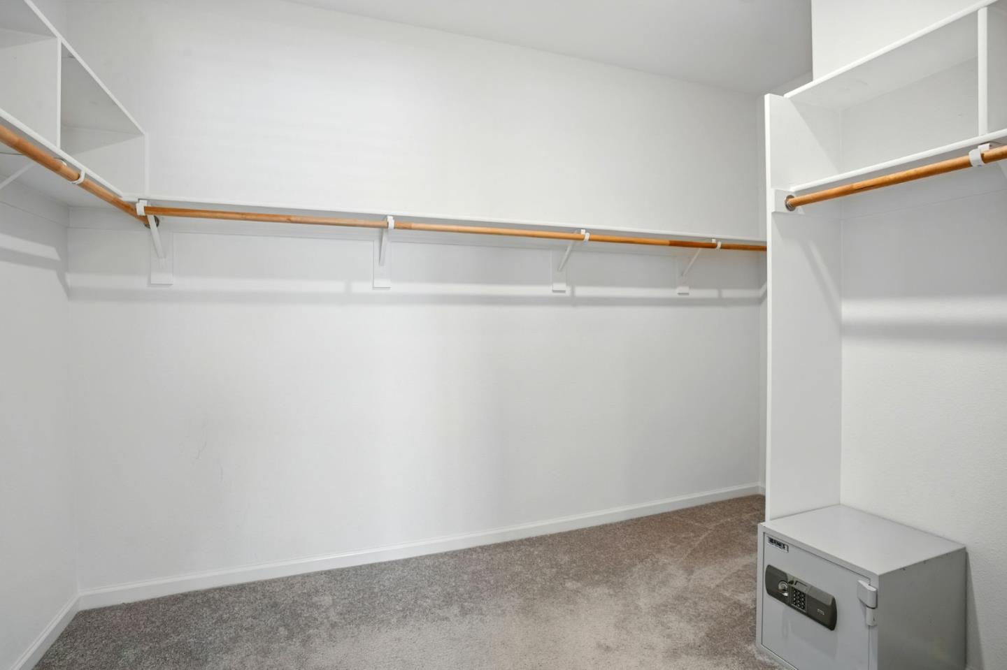 Detail Gallery Image 33 of 46 For 2061 Doncaster Ct, Olivehurst,  CA 95961 - 3 Beds | 2 Baths