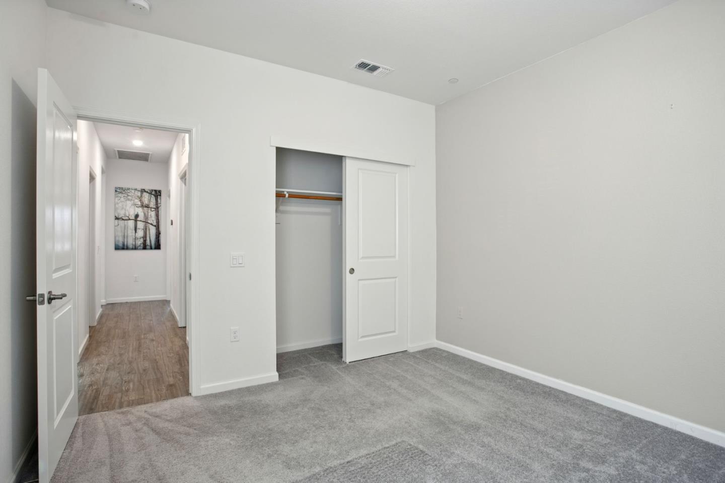 Detail Gallery Image 34 of 46 For 2061 Doncaster Ct, Olivehurst,  CA 95961 - 3 Beds | 2 Baths