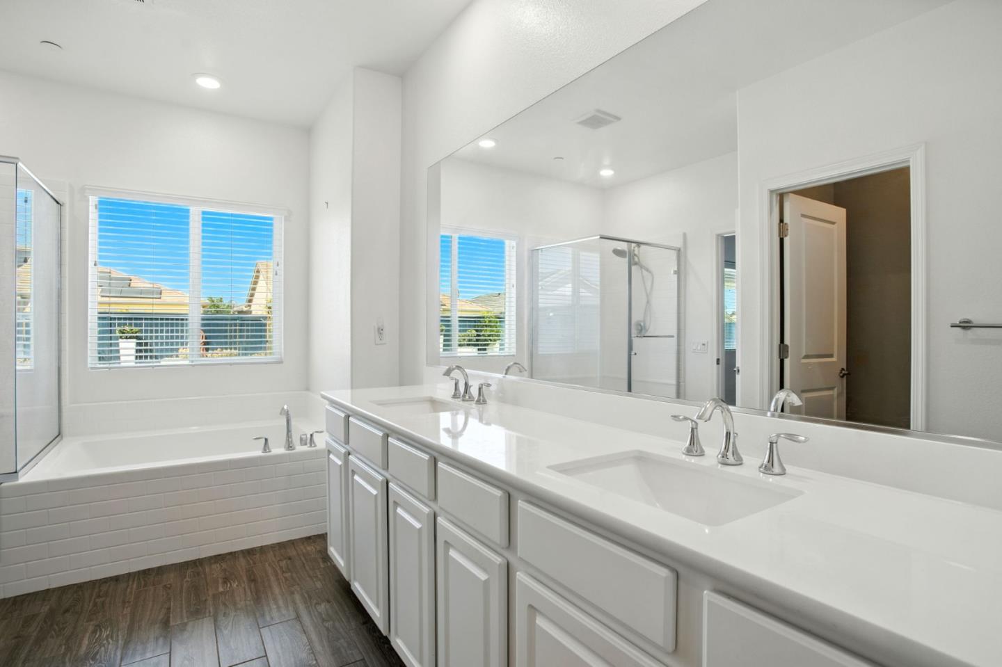 Detail Gallery Image 37 of 46 For 2061 Doncaster Ct, Olivehurst,  CA 95961 - 3 Beds | 2 Baths