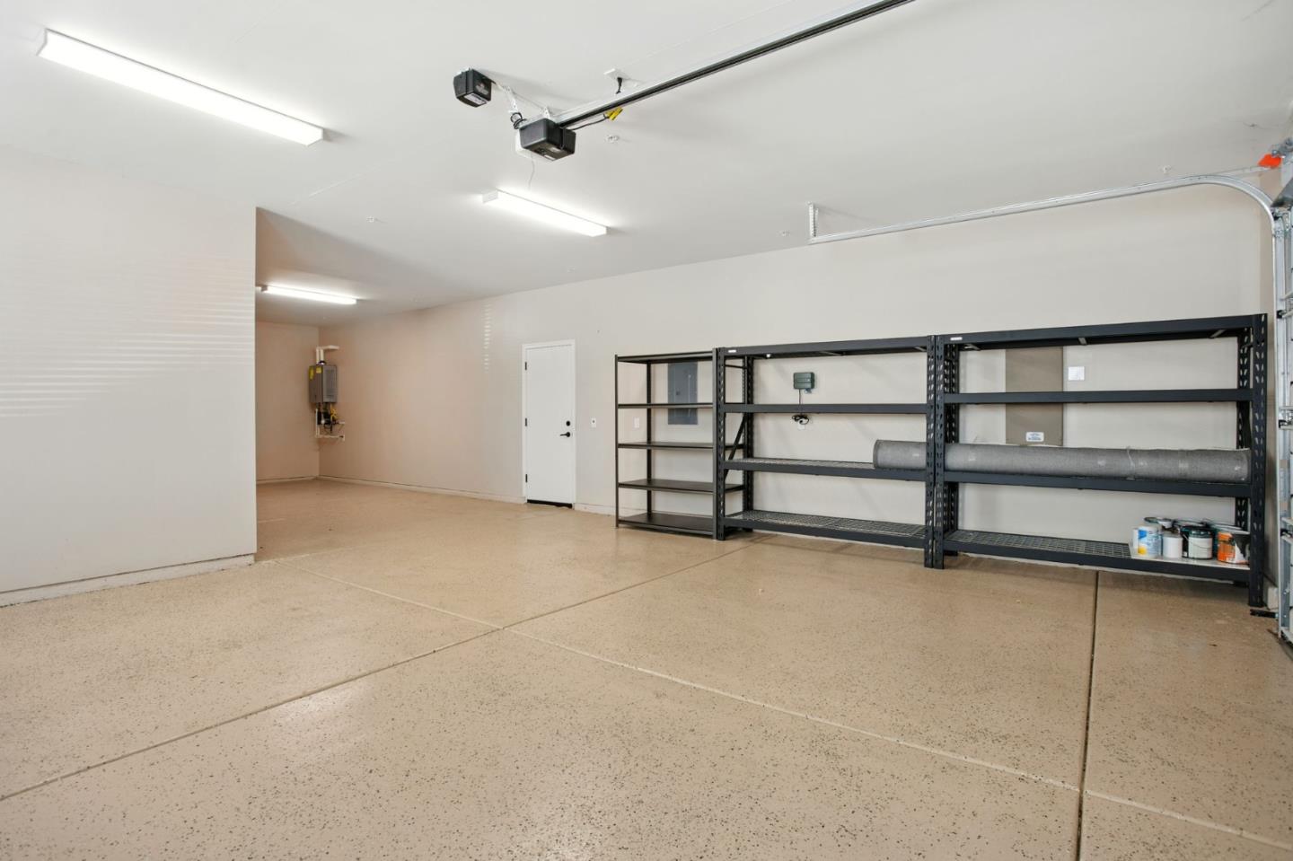 Detail Gallery Image 42 of 46 For 2061 Doncaster Ct, Olivehurst,  CA 95961 - 3 Beds | 2 Baths