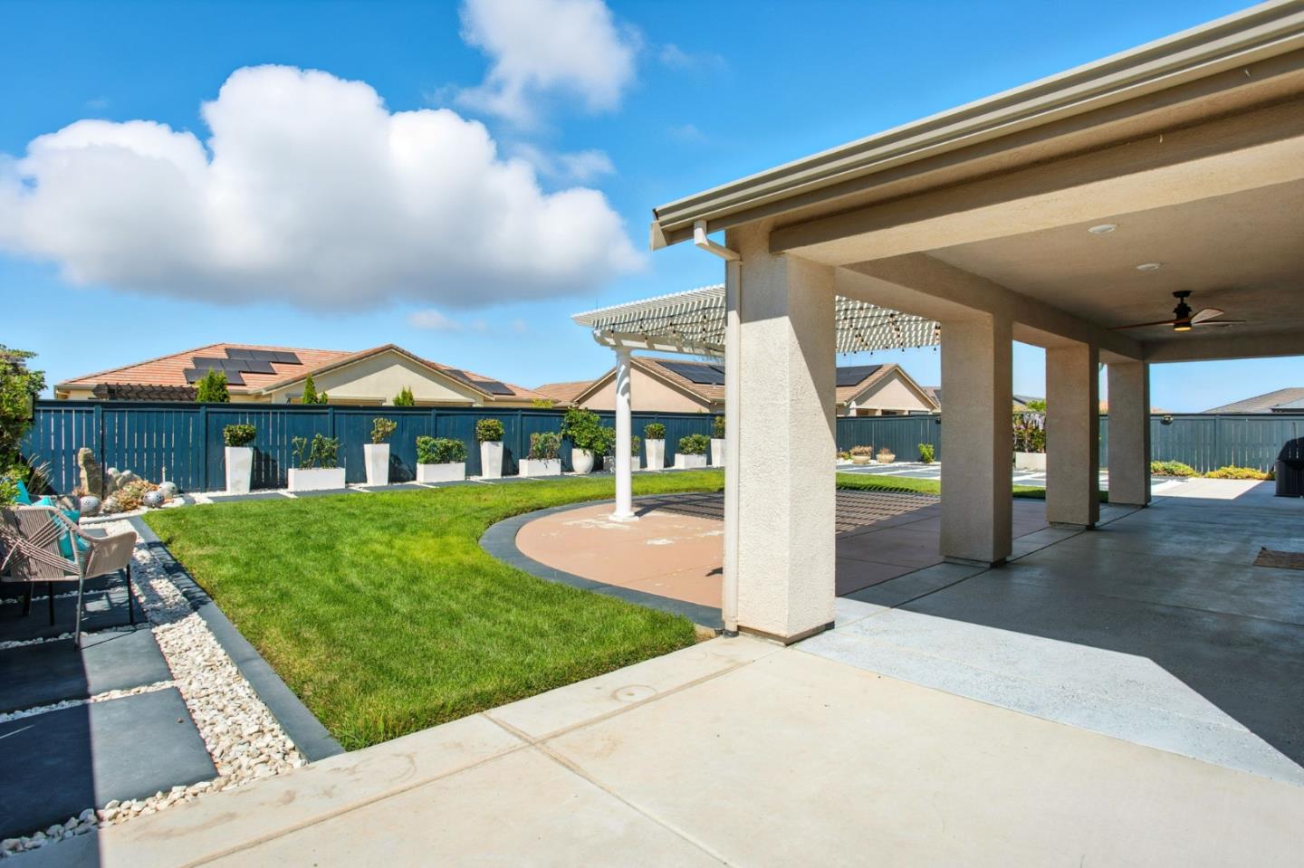 Detail Gallery Image 46 of 46 For 2061 Doncaster Ct, Olivehurst,  CA 95961 - 3 Beds | 2 Baths
