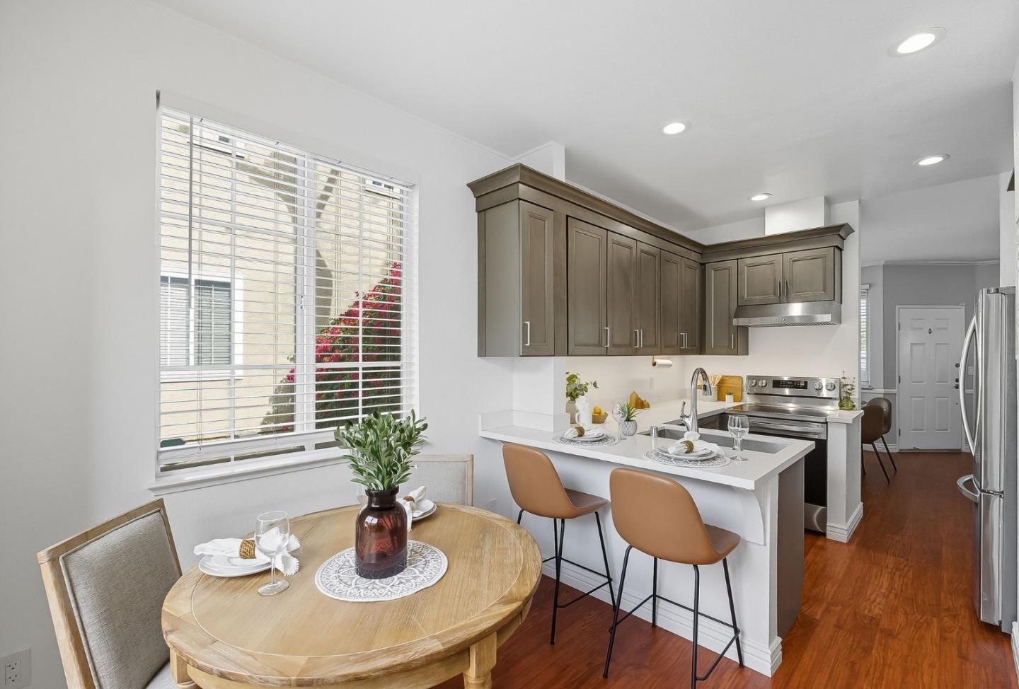 Detail Gallery Image 11 of 45 For 75 S 24th St, San Jose,  CA 95116 - 3 Beds | 2/1 Baths