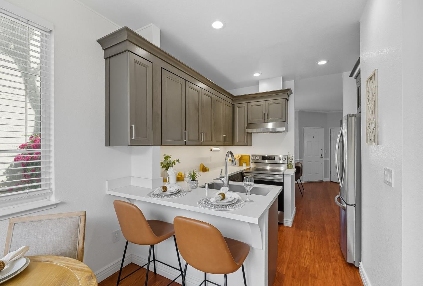 Detail Gallery Image 12 of 45 For 75 S 24th St, San Jose,  CA 95116 - 3 Beds | 2/1 Baths
