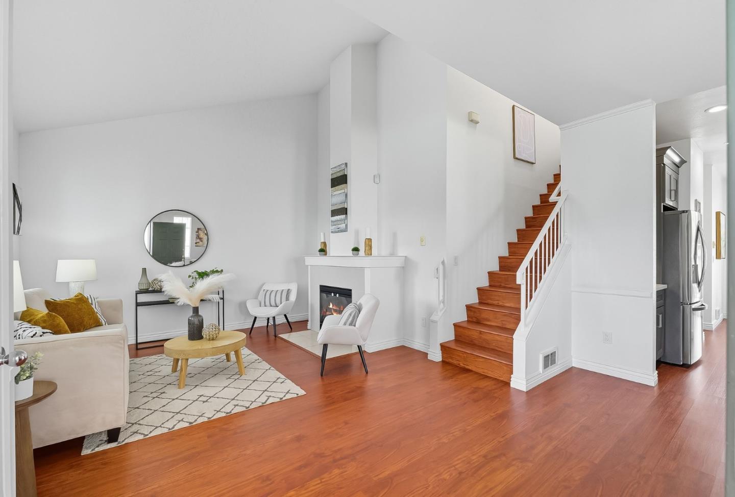 Detail Gallery Image 2 of 45 For 75 S 24th St, San Jose,  CA 95116 - 3 Beds | 2/1 Baths