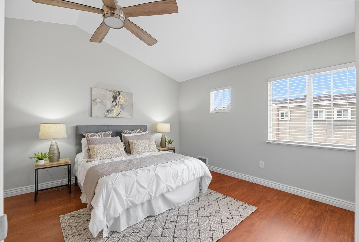 Detail Gallery Image 26 of 45 For 75 S 24th St, San Jose,  CA 95116 - 3 Beds | 2/1 Baths