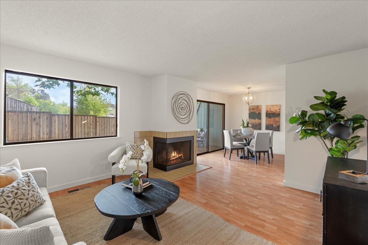 Detail Gallery Image 5 of 29 For 2832 Casa De Vida Dr, Aptos,  CA 95003 - 2 Beds | 1/1 Baths