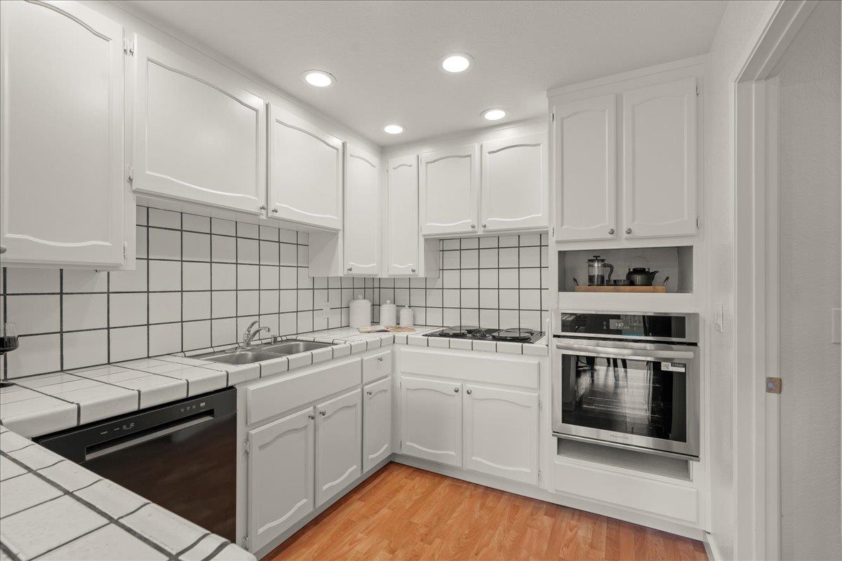 Detail Gallery Image 9 of 29 For 2832 Casa De Vida Dr, Aptos,  CA 95003 - 2 Beds | 1/1 Baths