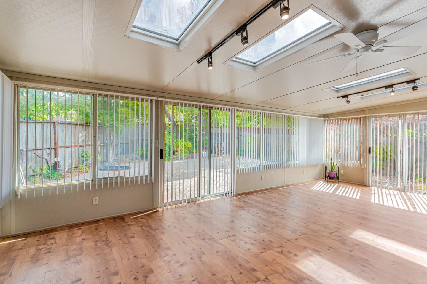 Detail Gallery Image 15 of 22 For 290 Riverview Dr, Vallejo,  CA 94589 - 3 Beds | 2 Baths