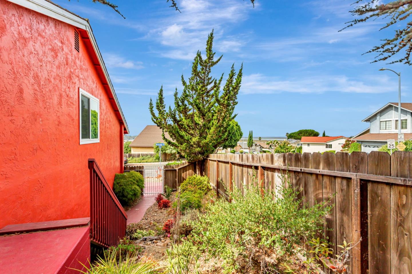 Detail Gallery Image 22 of 22 For 290 Riverview Dr, Vallejo,  CA 94589 - 3 Beds | 2 Baths
